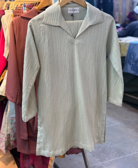 LIGHT GRAY